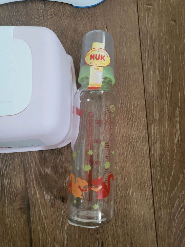 Baby Wanne Fusstritt NUK- Flasche Glas in Erfurt