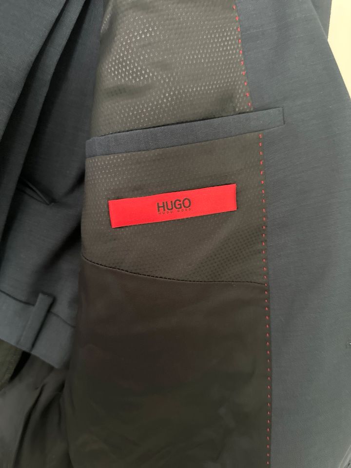 Hugo Boss Anzug Gr.52 L/XL in Berlin