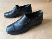 Gabor elegante Damen Leder Slipper Gr. 40 schwarz Pankow - Weissensee Vorschau