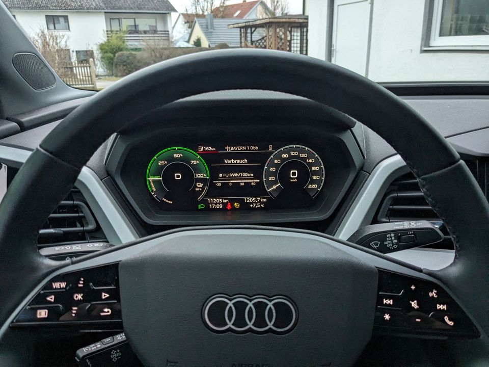 Audi Q4 35 e-tron - in Schernfeld