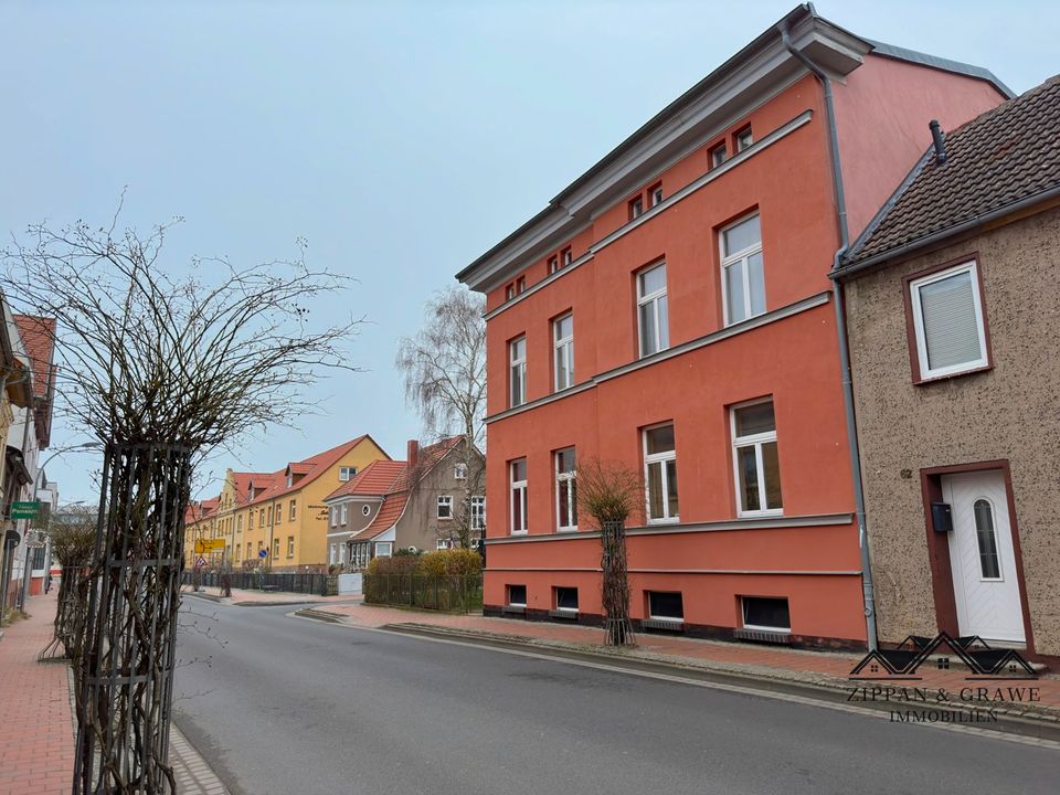 Reserviert - Mehrfamilienhaus in Barth: Wohnen und Investieren in Hafennähe in Barth