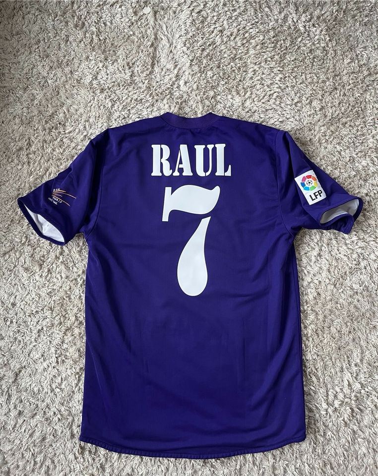 Original - Raul Trikot - Real Madrid 2001/2002 - M in Nürnberg (Mittelfr)