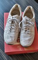 Mustang  Sneaker Gr.  40 Damen Schuhe in OVP Turnschuhe grau Hessen - Bad Arolsen Vorschau