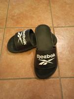 Reebok Badelatschen gr 41 Niedersachsen - Aurich Vorschau