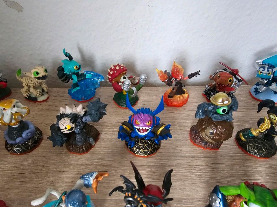 Skylanders Trap Team Figuren 3DS Nintendo Wii U PS4 PS3 Xbox One in Aachen