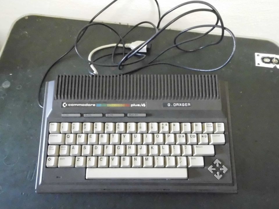 Commodore Plus/4 Vintage Computer ungetestet *3 in Leinefelde