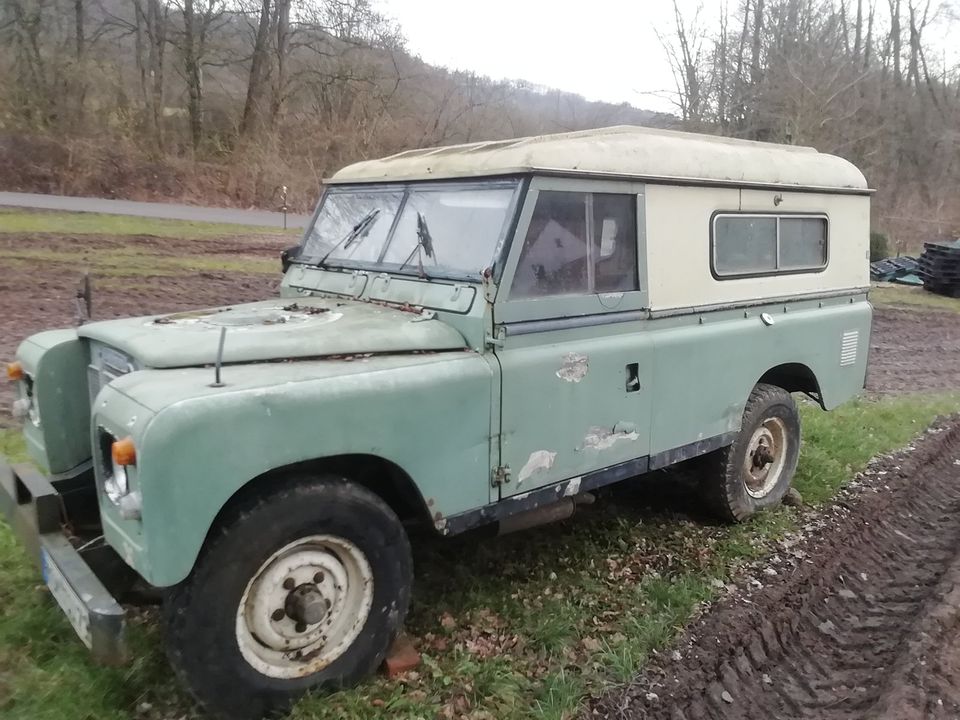 Mehrere Land rover Serie 1 bis 3, 80 bis 109er in Hohenberg-Krusemark