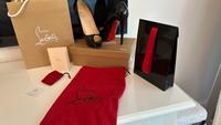 Christian Louboutin High Heels Gr. 40,5 Schwarz Lack Full Set Saarbrücken-Mitte - St Johann Vorschau