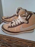 Nike Sneaker, Gr 39, beige/braun, Sonderedition Hamburg-Mitte - Hamburg Horn Vorschau