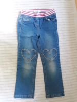 Mini Boden Jeans mit Herz Applikation für Mädchen in Gr.  122 Dresden - Striesen-West Vorschau