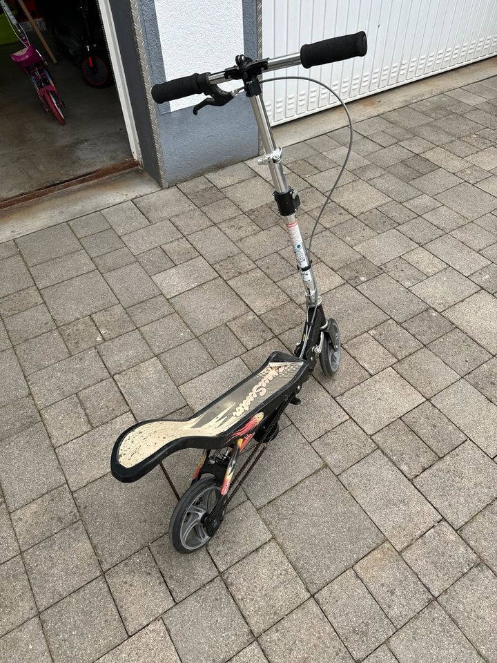 Wipp Roller Space Scooter in Schwabmünchen