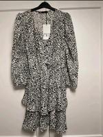 Zara Volant Kleid Leoparden M Nordrhein-Westfalen - Velbert Vorschau