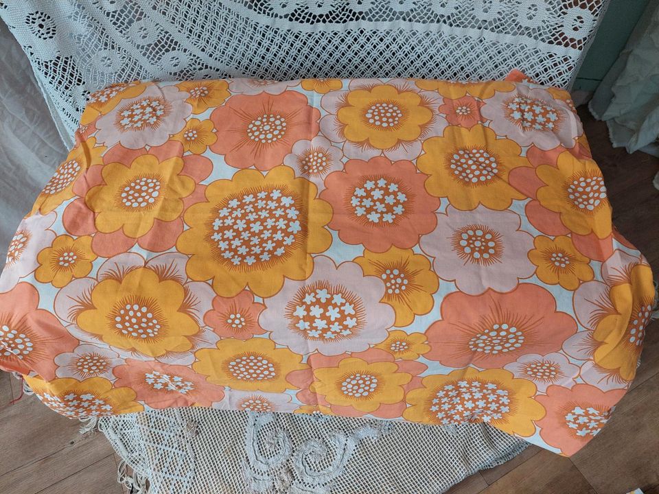 Konvolut Vintage Stoffe Bettwäsche Baumwolle  Nähen in Dinslaken