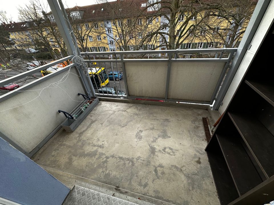 Bezugsfrei! Frisch renovierte 3-Zimmer Wohnung mit Balkon in bester & zentraler Lage von Köpenick in Berlin
