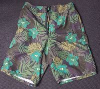 Tchibo Badeshort Tropical Print Gr. M  **NEU** Bayern - Karlstein Vorschau