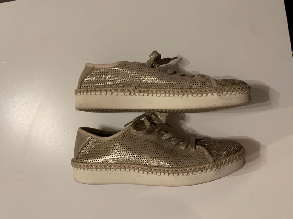 Tamaris Gr.39 für Damen Sneaker in Sulzbach (Saar)