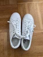 Nike Schuhe *38,5* Hessen - Fernwald Vorschau