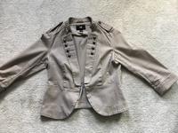 Bolero Blazer Damen Jacke Jäckchen Größe 40 Niedersachsen - Schortens Vorschau