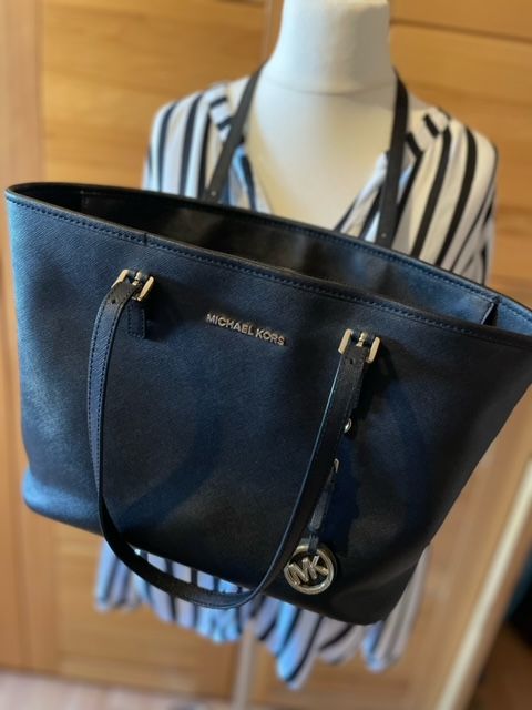 Michael Kors Handtasche in Stuttgart