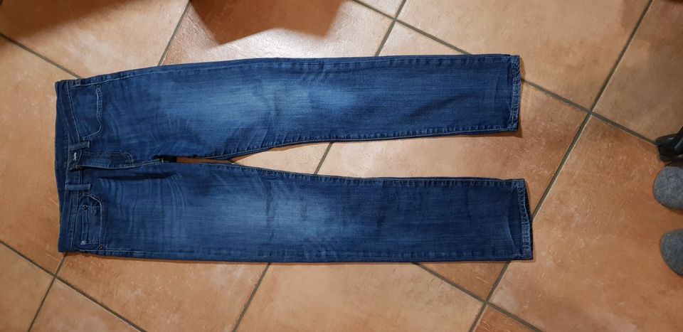 Levi's 502 - Weite 31, Länge 34 - kaum getragen in Rodgau