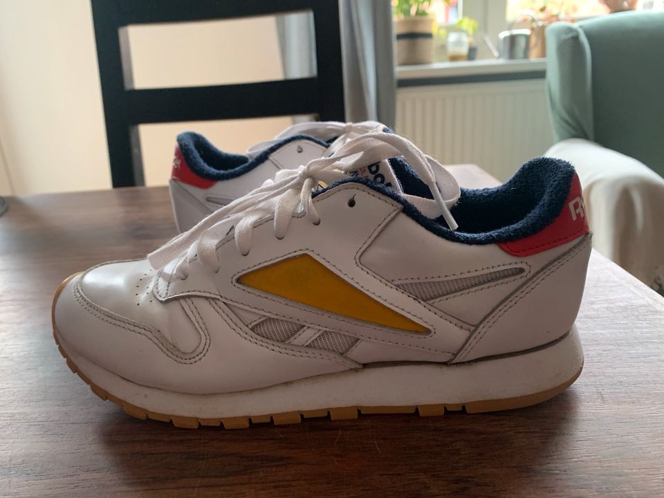 Reebok Classic 37,5 weiß/rot/gelb in Hamburg