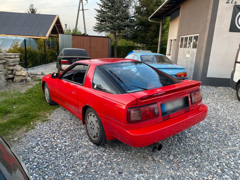 Toyota Supra 3.0 Turbo mk3 in Berlin