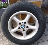 Zwei Sätze BMW e39 Reifen auf Alufelgen 15" 205 65 R15 Thüringen - Meiningen Vorschau