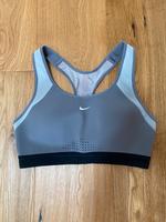 Sport BH Nike, Gr. S Niedersachsen - Langwedel Vorschau