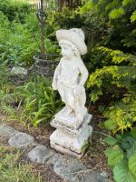 Garten Steinfigur Dekoration Junge mit Hut und Sockel Bayern - Karlshuld Vorschau