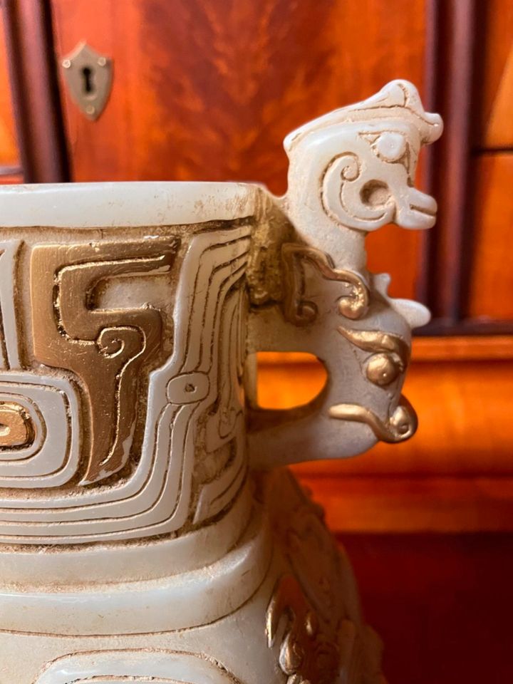 China, Jade Vase, aus jahrzehnte alten Sammlung,Qianlong Dynastie in Elbtal