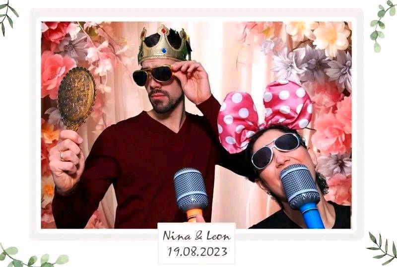 Premium Fotobox/ Photobooth mieten für Hochzeit, Geburtstag etc. in Dortmund