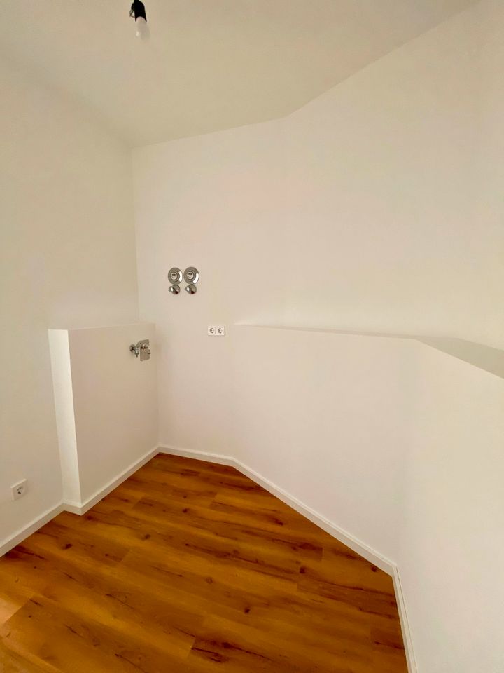 Exklusive 2-Zimmer Neubau Wohnung mit EBK in Frankfurt am Main