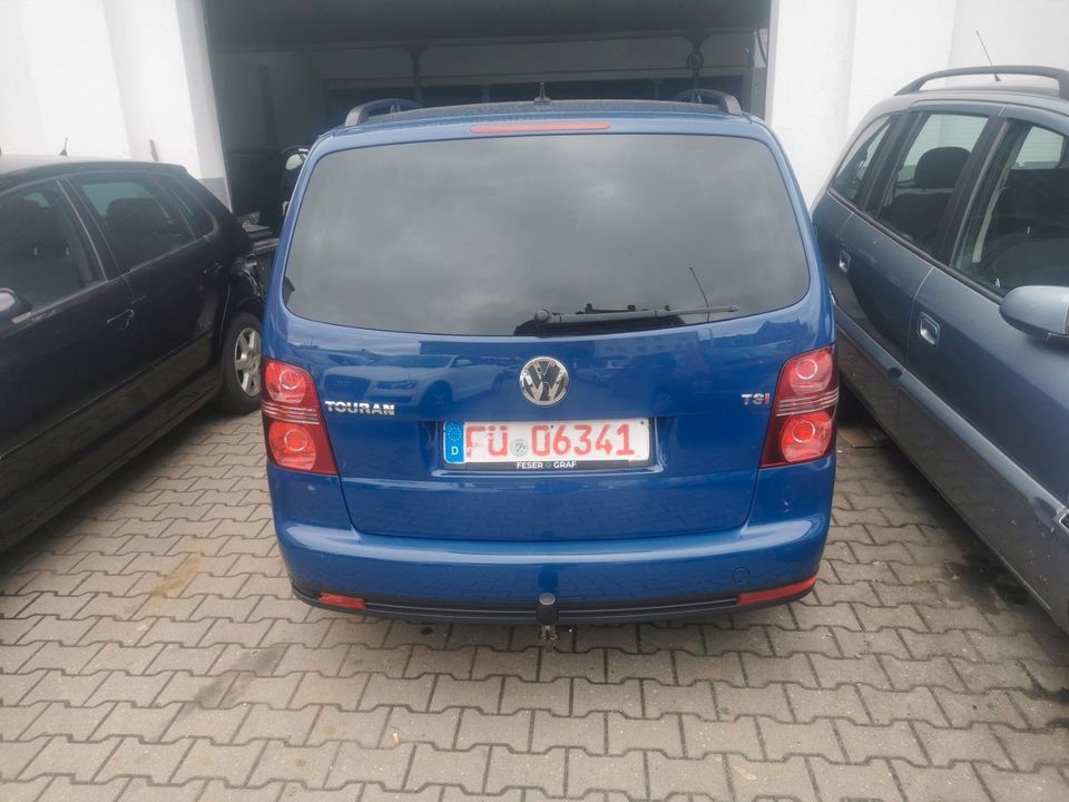 Volkswagen Touran Trendline in Fürth