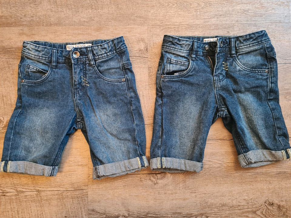 Jungen Shorts kurze Hose Jeans Zwillinge Größe 116/122 in Berlin