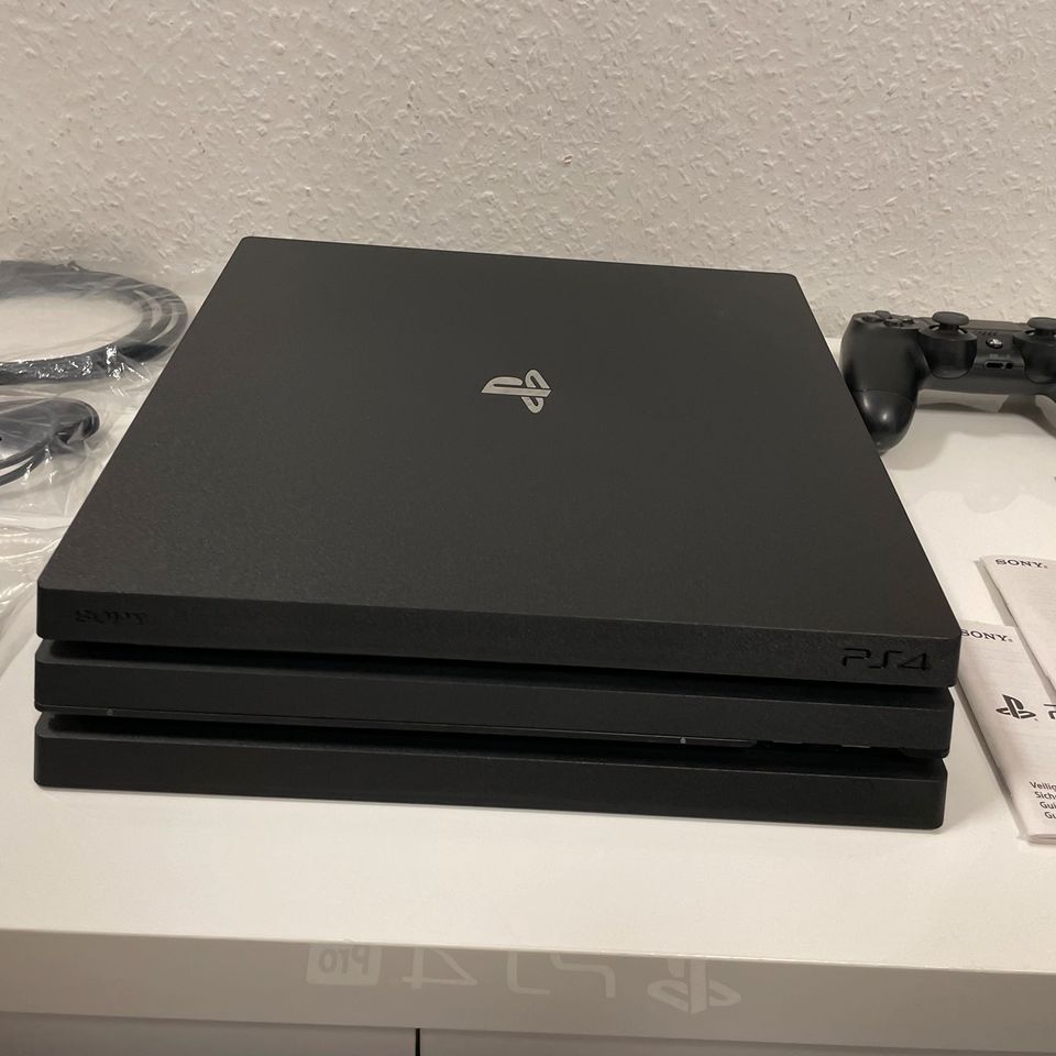 Playstation 4 Pro,1TB SSD|NEUWERTIG|neue Version|+2 Spiele|PS4Pro in Viersen