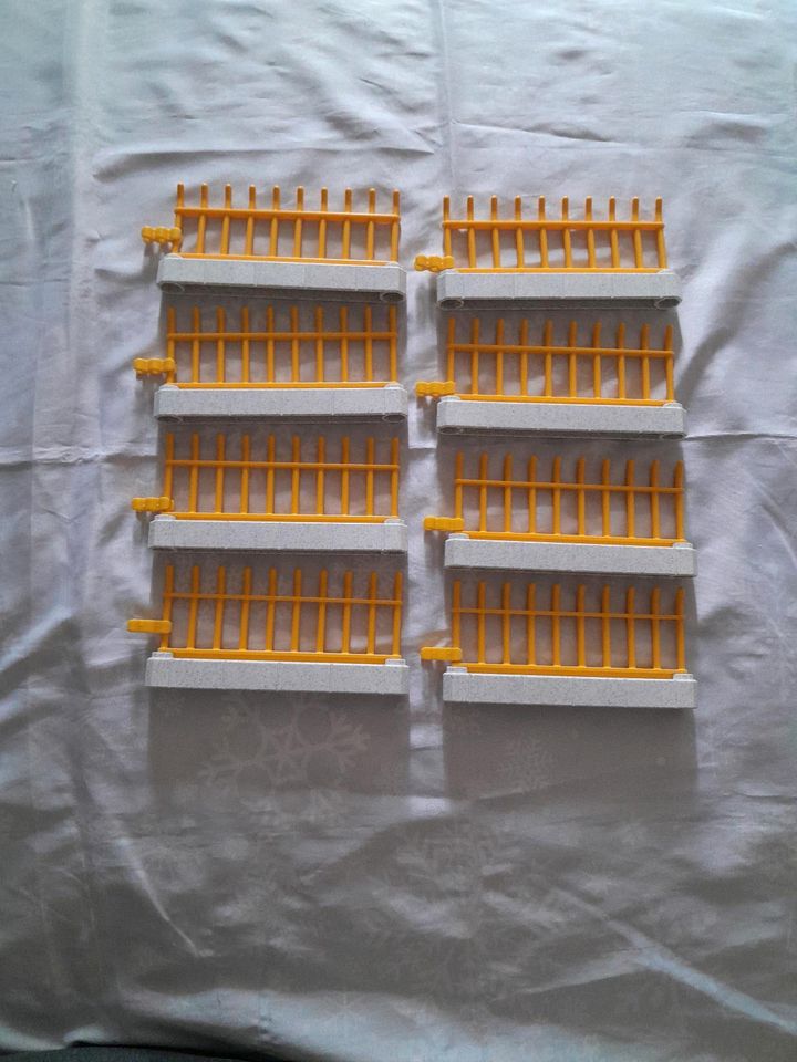 Playmobil Zaun gelb grau je 0,50€ zusammen 3,50€ in Dresden