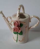Kleine Vase Gießkanne aus Keramik mit goldfarbenen Akzenten Hessen - Offenbach Vorschau