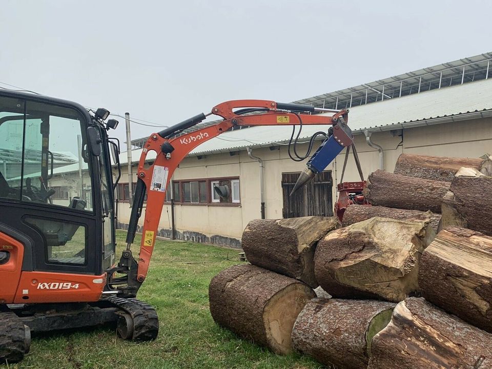 Kegelspalter Mieten auch mit Holzzange und Bagger Baumaschinen Mi in Floh-Seligenthal-Seligenthal