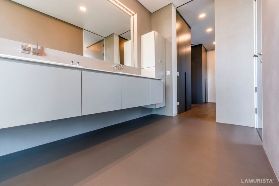 Design Bodenbeschichtung - Fugenlos - Wohnraum Büro Bad Showroom in Regensburg