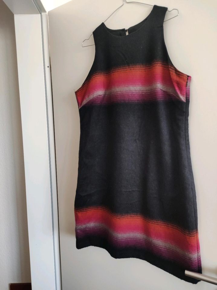 Kleid Tunika neu 60 Prozent Schurwolle in Marburg