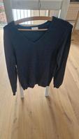 Dunkelblauer Strickpullover von Vila in Größe M Hessen - Hattersheim am Main Vorschau