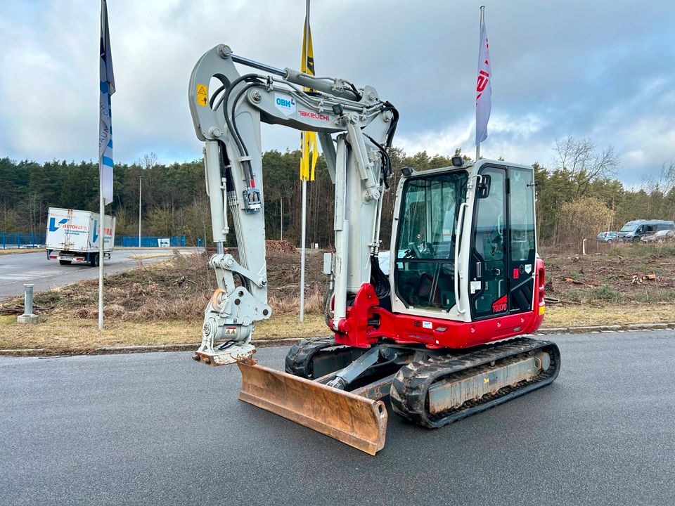 Takeuchi TB 370 CV V5 7t Minibagger Verstellausleger Taklock in Amberg