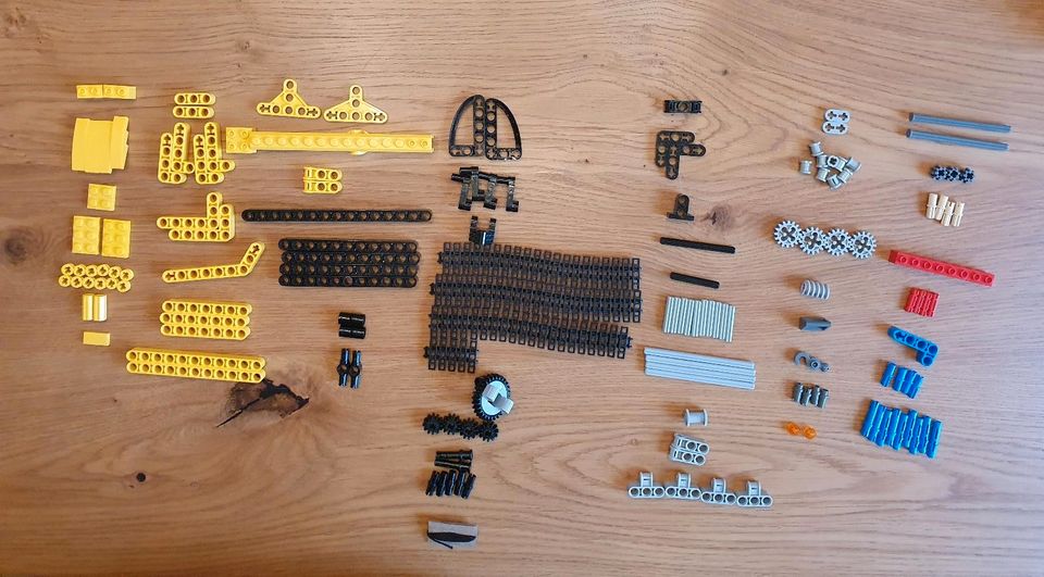 LEGO Technic 2 in 1 Raupenkran Bulldozer 9391 *alle Teile gezählt in Neuenkirchen