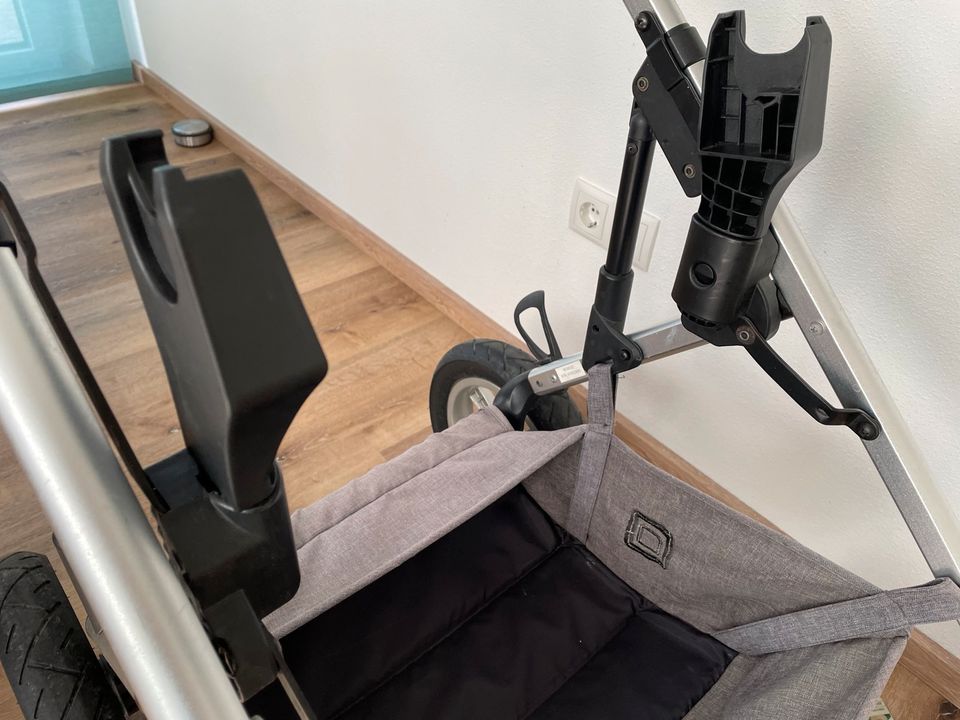 Moon Nuova Kombi-Kinderwagen in Ainring