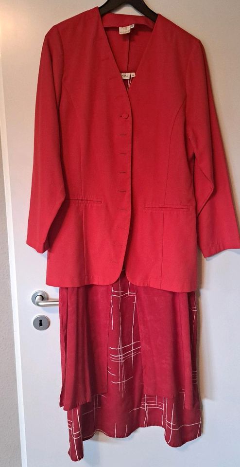 Rotes Kleid mit Blazer Gr. 38 in Wentorf