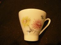 kleine Freiberg Porzellan Sammeltasse Blumendekor Tasse Berlin - Treptow Vorschau