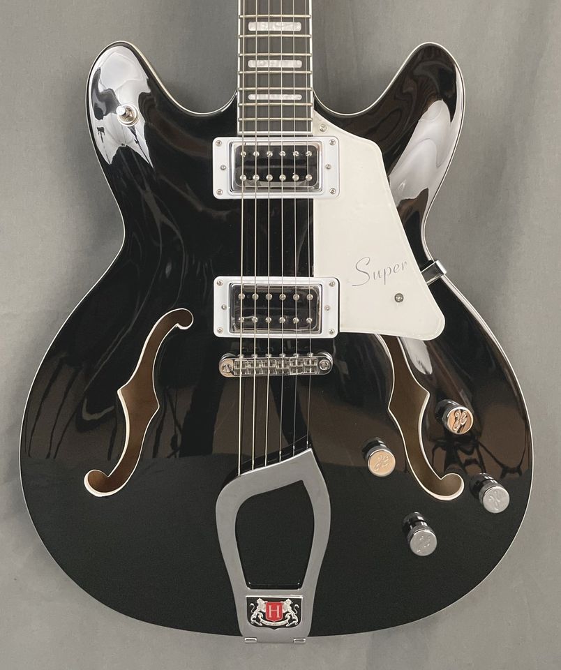 HAGSTROM SUPER VIKING BLACK GLOSS, GEBRAUCHT, WIE NEU in Duisburg