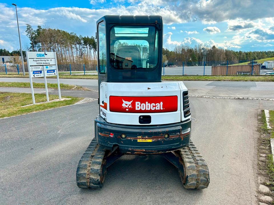 BOBCAT E35 Minibagger inkl. Grabenräumlöffel und Baggerdaumen in Amberg