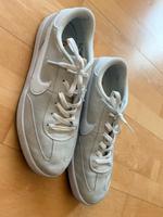 Nike Herren Sneaker in beige, Gr. 46 TOP für den Sommer Hessen - Flörsheim am Main Vorschau