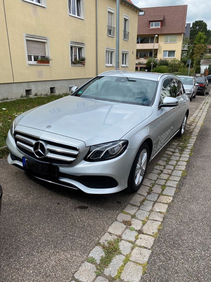 Mercedes w213 e220d t-model Tausch möglich in Stuttgart